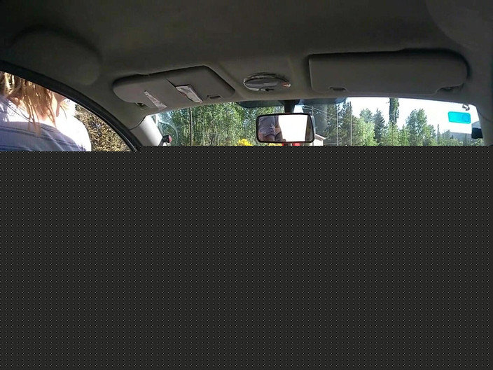 LadyRoma: Неизвестная тинка мастурбирует мне в моей машине на улице