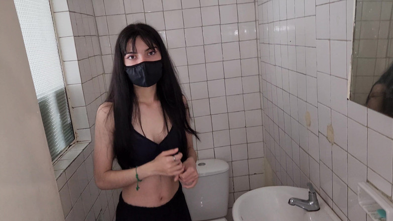 Jopy sex: Співробітницю служби трахає її бос під час прибирання у ванній! Вони невірні таємно