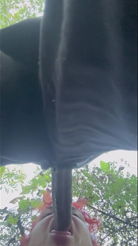 Red Head Queen of Spades Sucking 11 Inch Black Pipe