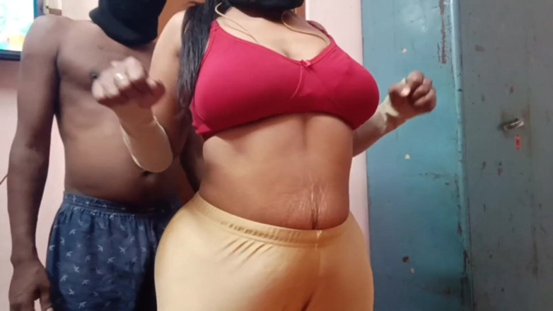 Benita sweety: Сводная сестра дези трахается