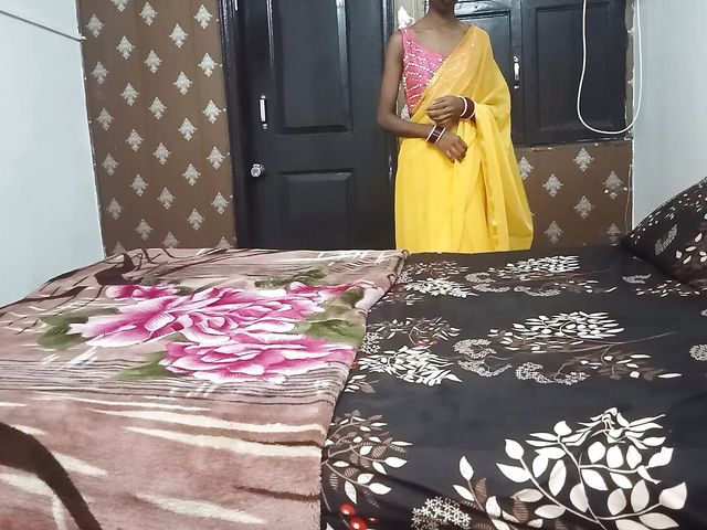 Sex in Saree with New Boyfriend (Sexy Tina)