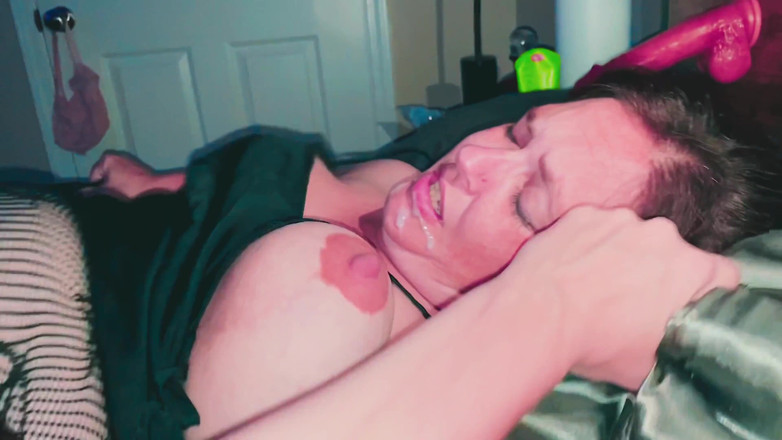Vega Nova and Daddy: Pregnant MILF Tries Dvp and Loves It!