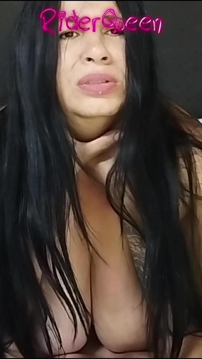 Riderqueen BBW Step Mom Latina Ebony: Żona dziwka rucha się ze szczupłym pasierbem