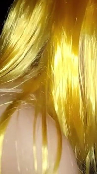 Blondes gloryhole