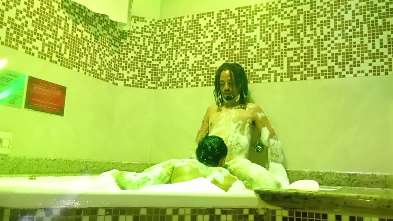 Gabes ftm: Chupei a Pica Dele No Banho E Fodemos até Gozar