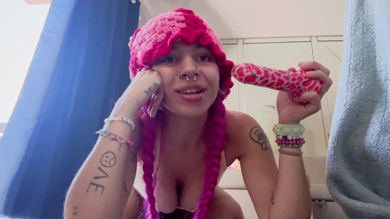 Nali Marie: Dildo Sucking Deep-throating Teen Drool Face-fucking