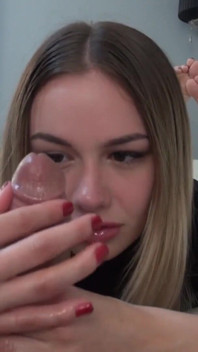 Handjob Elly