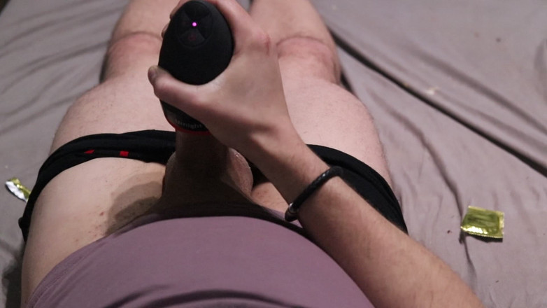 Lion star: Eu gozando com meu brinquedo sexual
