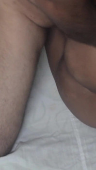 Ha semplicemente messo il suo sperma sulla mia pancia