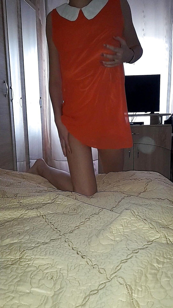 Audrey: Podvádějící manželka přijde s spermatem od svého milence a požádá...