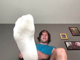 Adam Castle Solo: Gay Ass &amp;Feet dyrkar POV efter träning