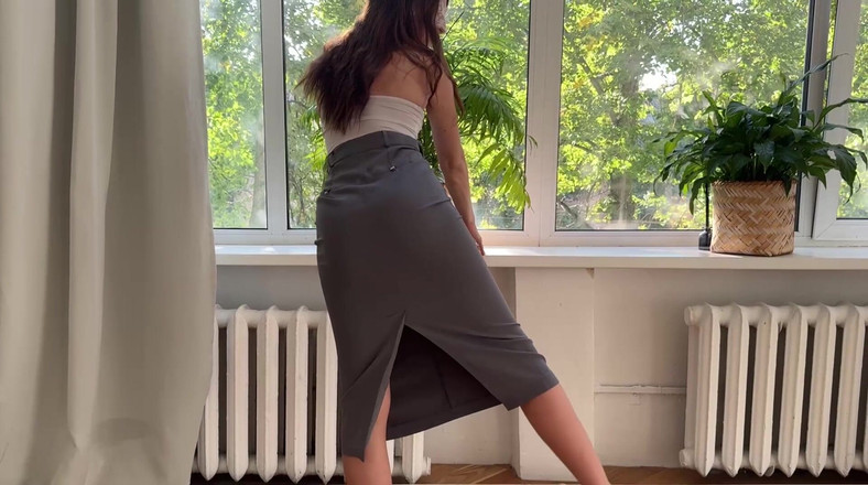Skinny_lady69: Saia apertada yoga com deusa