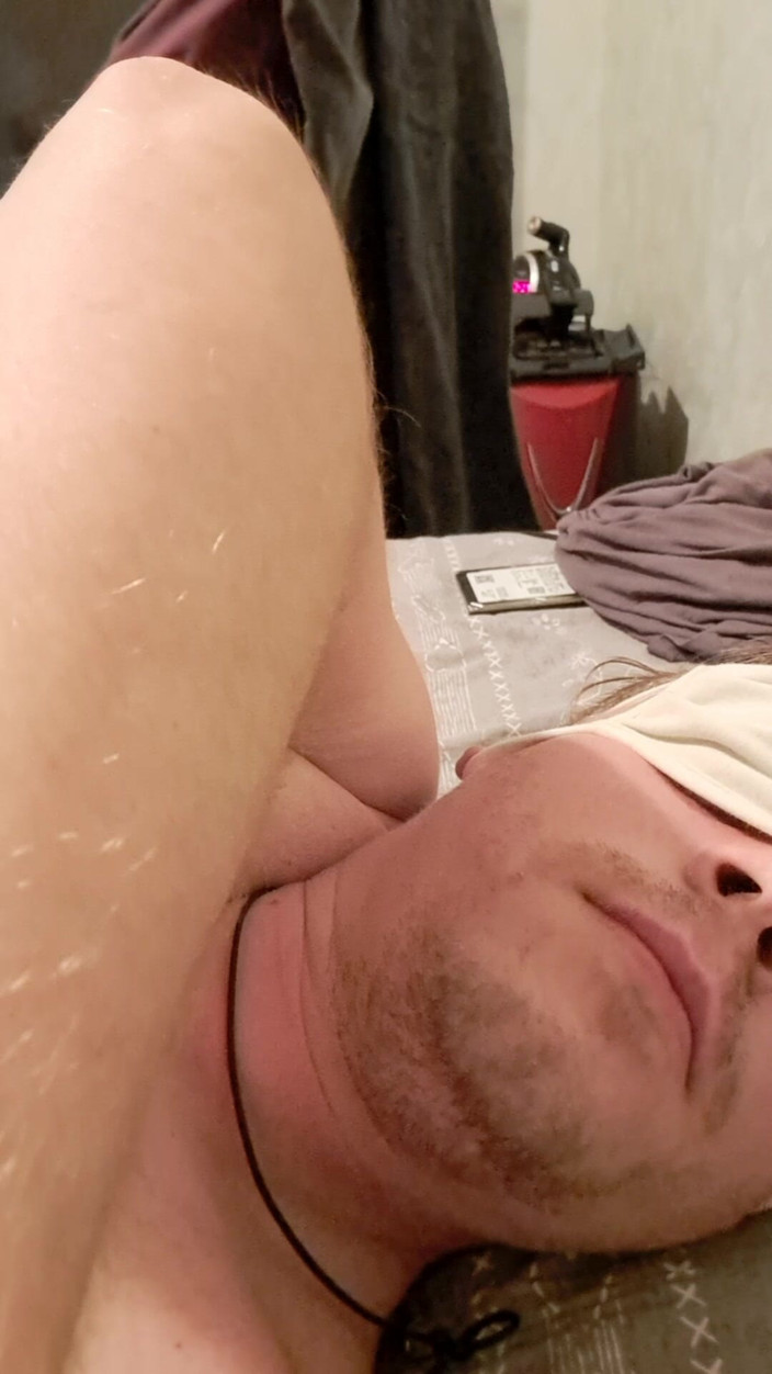 Oniasura: I'm Sucking Myself, Make Me Cum Facial, and I Eat...