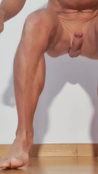 Naked Exercise - How to Get Beautiful Legs