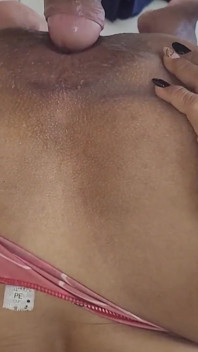MILF Knows How to Open Her Ass for the Eater
