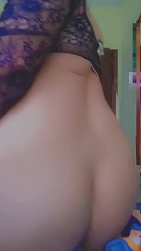 Femboy Blanca Chorrea Hasta Correrse Con Su Dildo