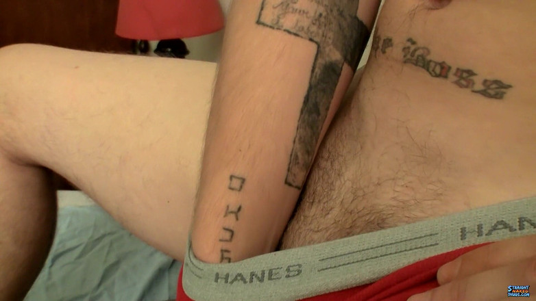 Straight naked thugs: Tření jednoho s Hung Cherokee