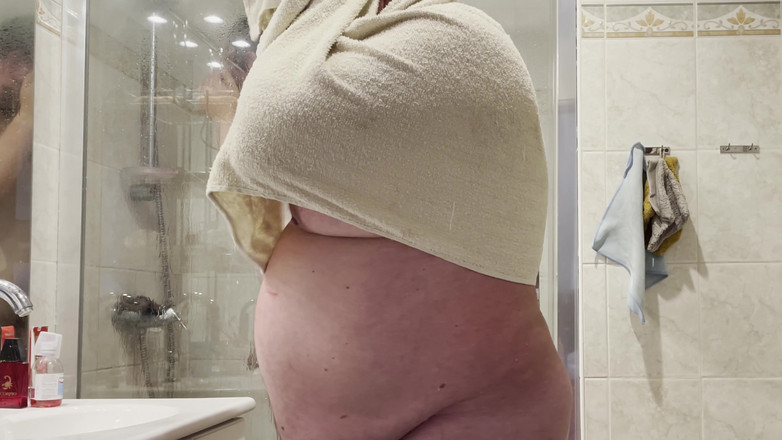 Aimeronds: Varm dusch med stor pappa