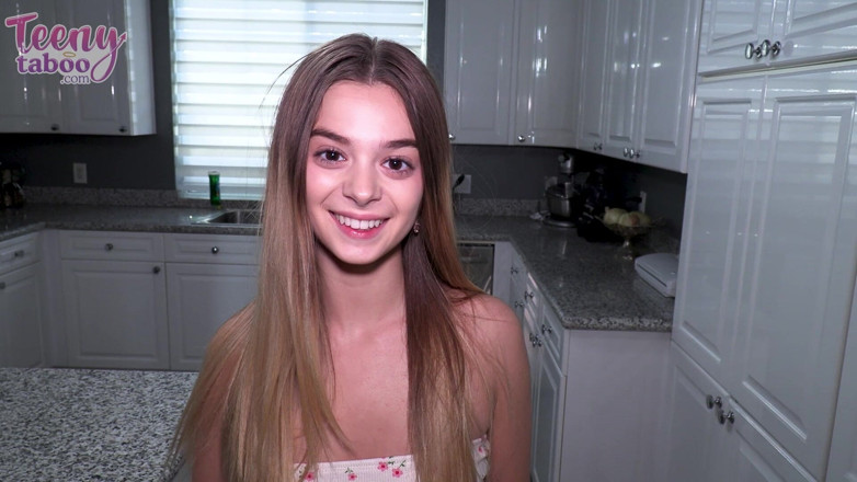 Teenytaboo: Отчим на свидании с ужином