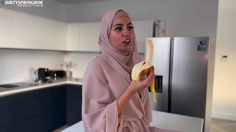 Aaliyah Yasin: Gadis muslim haus seks ini dientot habis-habisan sama besar pria...