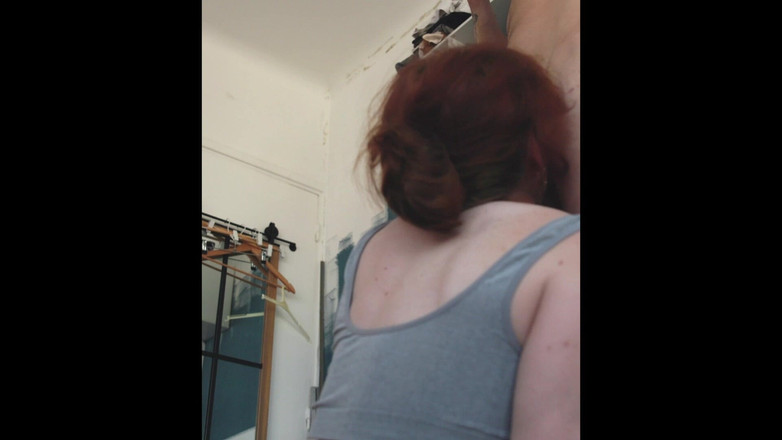 RedLili: Pelacur penurut dicambuk dan dientot di tenggorokan