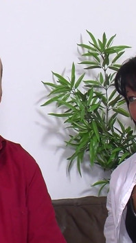Fantastico trio con la mora che soddisfa ogni desiderio