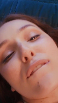 Leana Lovings este o fată foarte excitată și perversă