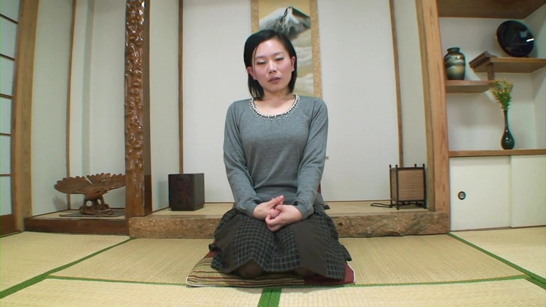 Japan Lust: Dojrzała Japonka chętnie prezentuje swoją cipkę