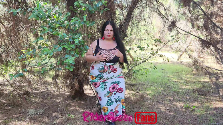 Riderqueen BBW Step Mom Latina Ebony: Riderqueen dehors : vidéos pour les fans de la nature