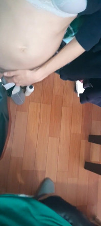 Tiga Guru Panas Dalam Skirt Mini Melancap Selepas Kerja