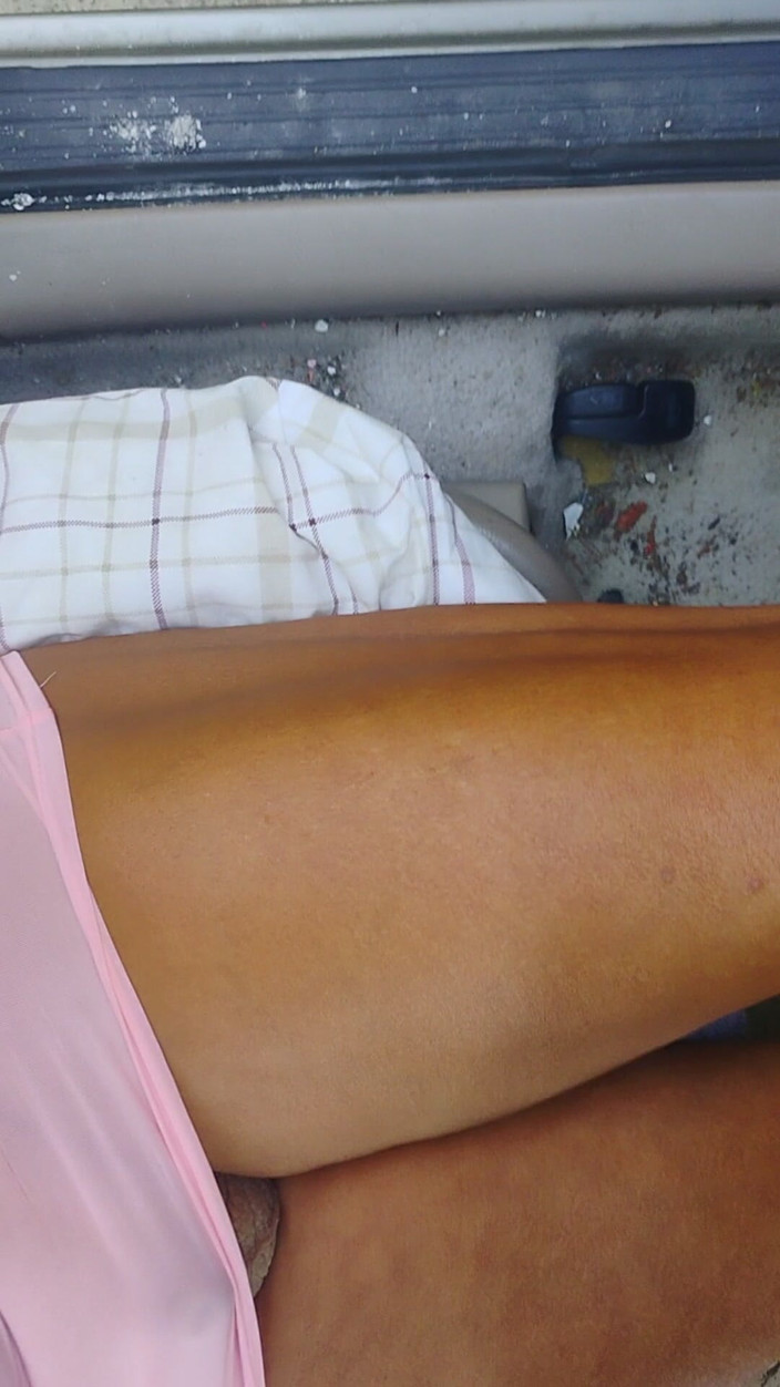 Lolatmylilpeepee: Jupe semi-transparente rose
