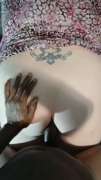 Latihan seks anal buru-buru waktu suaminya selingkuh