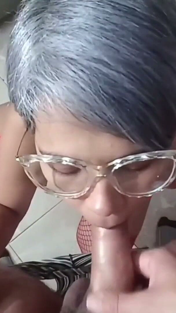 Swingersamateur40: Saya suka apabila awak pulang ke rumah dan hanya awak...
