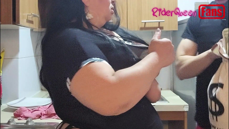 Riderqueen: Vídeos para Fãs; Riderqueen Fantasies com a madrasta
