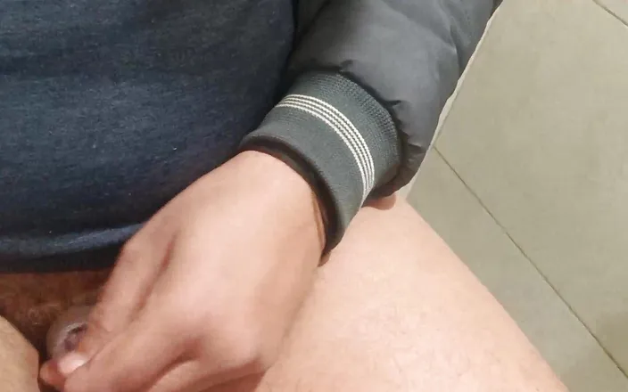 Jyoti Verma: Masturbation in Office While Playing Hindi Songs in Background