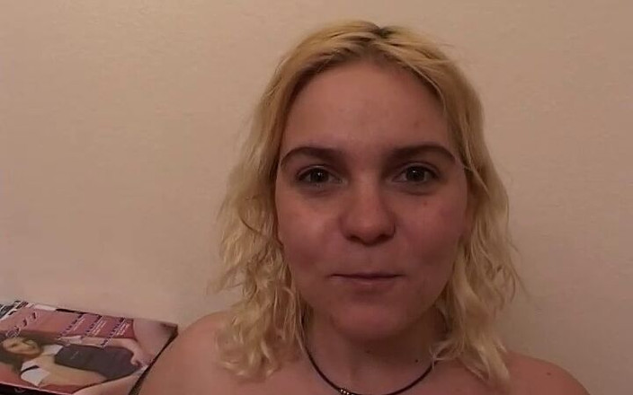 Magmafilm: Gangbang režisér rychle vyhodit kouření