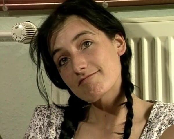 YOUR FIRST PORN: Shy Teenys - Chlupatá a roztomilá měkká sponka