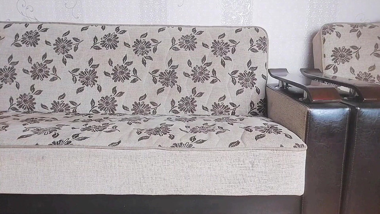 Kitty_Cross: Ohromující trans holka opravuje očního víka stabilníma rukama