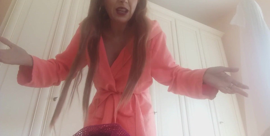 savannahamatoriale: You Re a Pervertite That Jerk off on My Panties!...