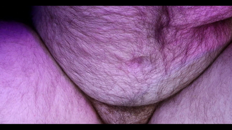 RonBeastlyFTM: ¡Primer plano extremo de ftm / coño de hombre trans chorros!
