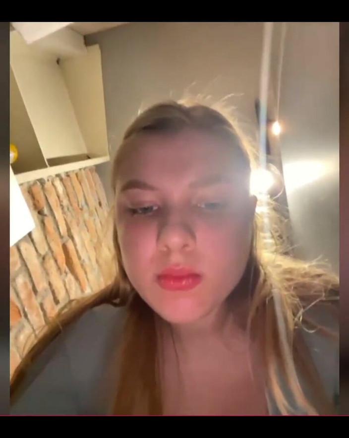 JuiceLussie: Podwójna penetracja. Anal jebanie. Squirting dużo