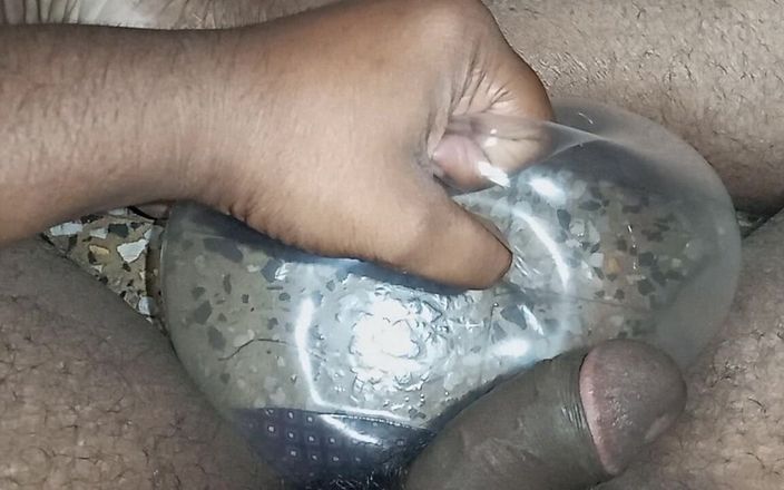 Sweet Indian cock: Tôi đang liếm âm hộ vợ Ấn Độ của tôi và bộ ngực to