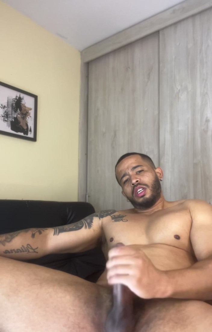 Jorge narvaez: Cumshot bun