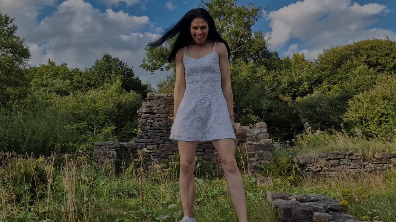 Nicky Brill: Outdoors Naked Gaping My Pussy and Pissing