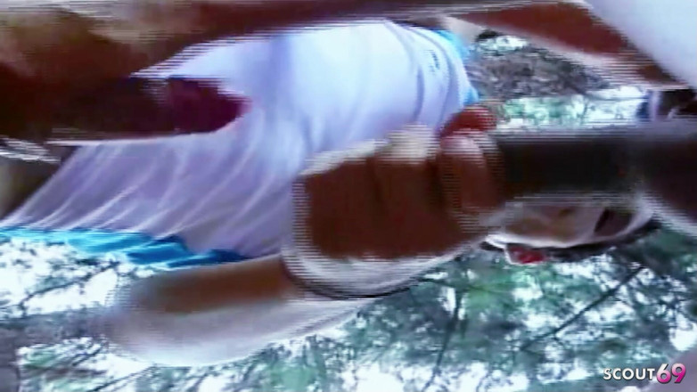 Shemale TS Collection: Latinoameričanka Ladyboy s tlustým ptákem ošukaná análně venku kluky