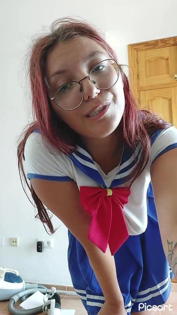Softbrattypuppy: Aku mengolok-olokmu, kamu cuckold dan cash cow