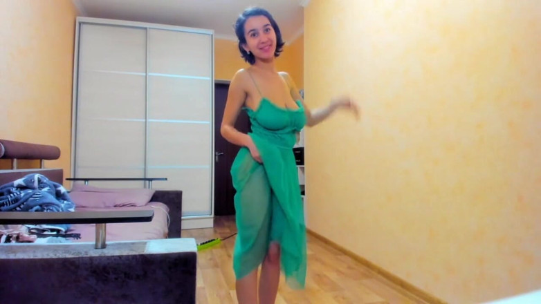myla_angel: 녹색 투명 드레스를 입은 핫한 Myla Angel!