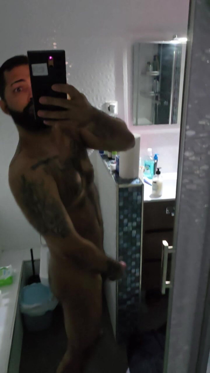 Rnly super guapo: Tocándome Sexy