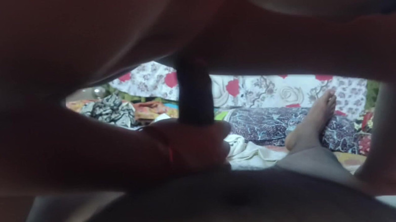 Angelmona: 自宅でのセックスと手でのフェラチオ