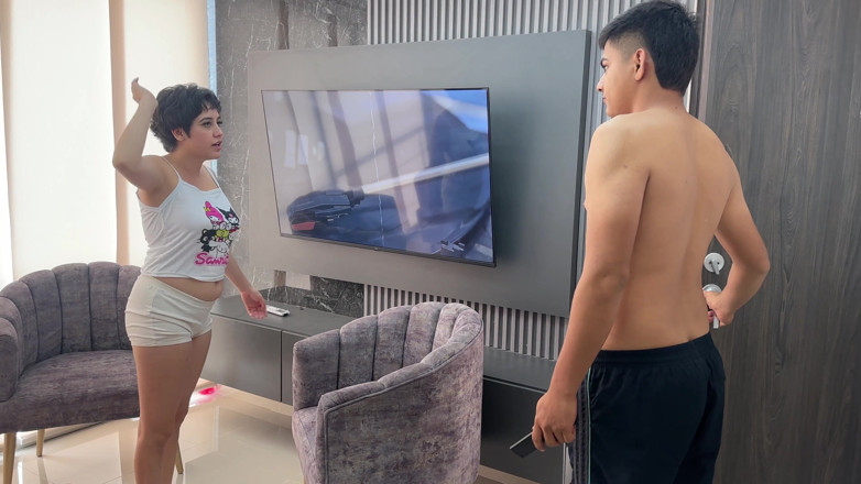 ManuelaAlvarez: My Sexy Big Ass Neighbor Comes to My House Angry...